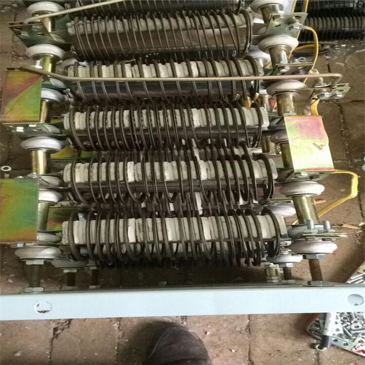 德慶電氣RP2Y4-355L1-10/9D性價比高金牌賣家