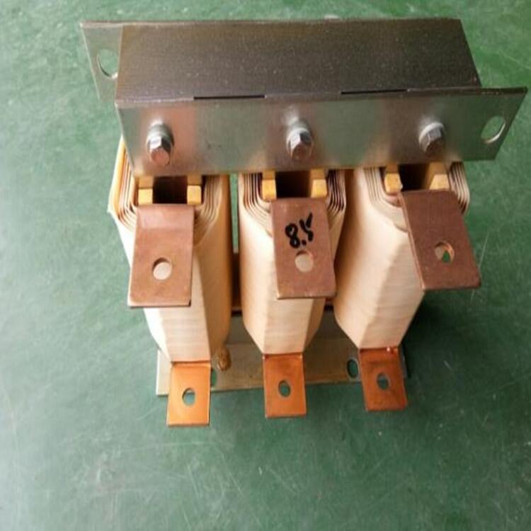山東德慶DASLK-80A-EISA-0.175mH進(jìn)線電抗器氣隙采用環(huán)氧層壓玻璃布板作間隔